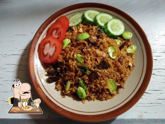 Nasi Goreng Selera Mas Wakyo: Rasa yang Bikin Kembali ke Cilacap
